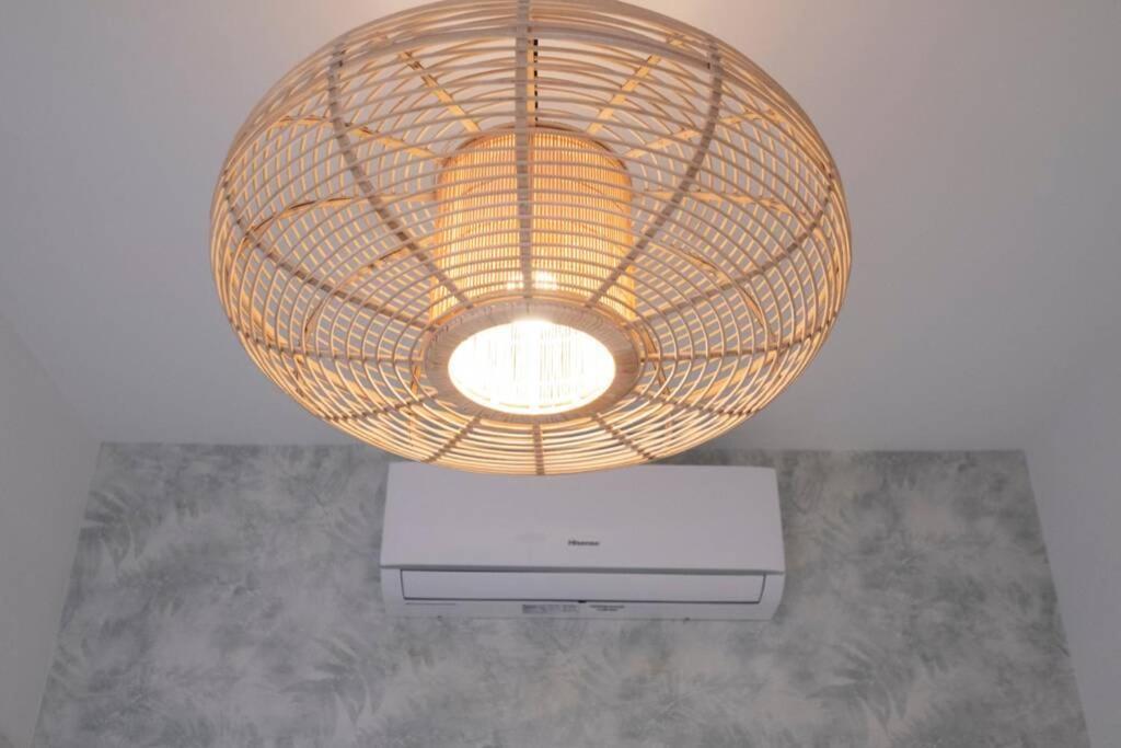 Magnifico Apartamento En Los Remedios Sevilla Eksteriør bilde